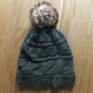 North face olive knit Pom beanie